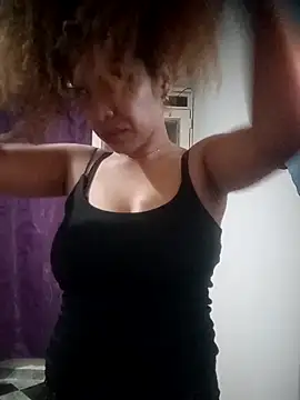 Snapshot of SolashLitzy_Curly chatting on May 29, 6:30 am SolashLitzy Curly online show from May 29, 6:30 am