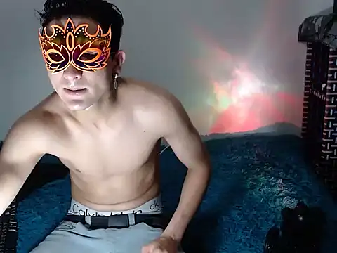 SexyboyHot2000 online show from April 14, 8:58 pm