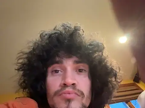 Teddy4420 online show from April 6, 11:28 pm