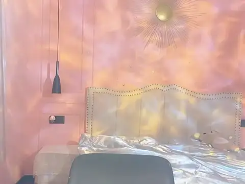 A-wzz online show from April 7, 8:49 am