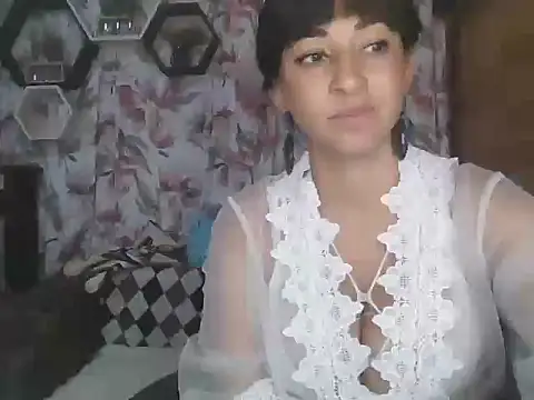 SusanCortez  online show from June 3, 8:57 pm