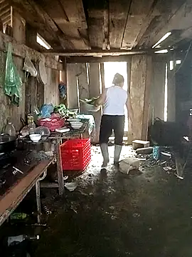 Snapshot of Lily_Daisy chatting on March 25, 4:01 am Lily Daisy online show from March 25, 4:01 am