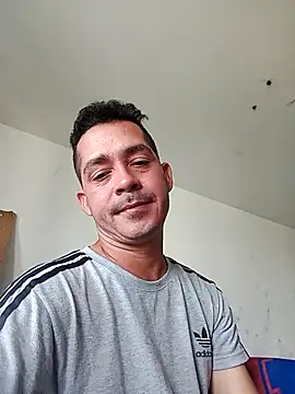 Gabriel leon33 online show from June 4, 8:13 pm