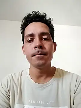 Gabriel leon33 online show from May 16, 5:56 pm