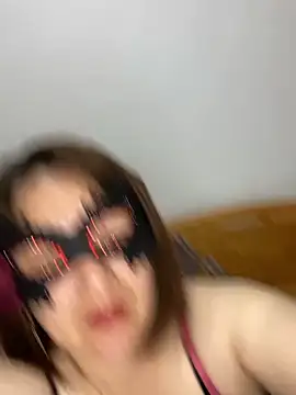 Cherry 258 online show from April 18, 3:03 pm