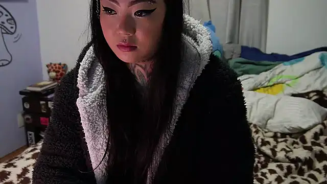 ChinesaTropical online show from May 20, 1:02 am