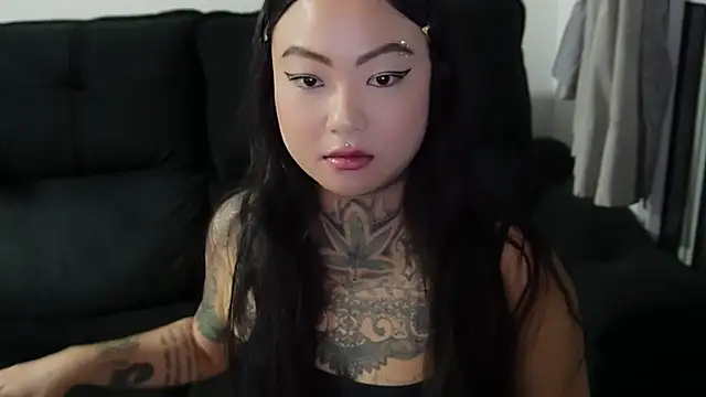 ChinesaTropical online show from April 17, 9:28 pm