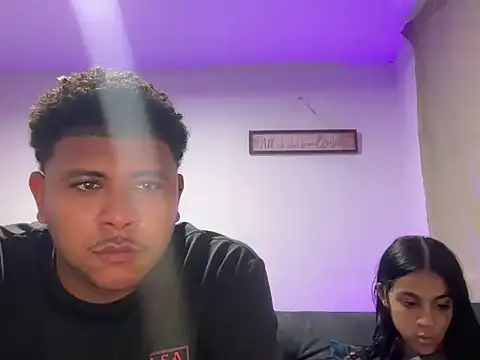 ceci1211 online show from March 24, 9:04 pm