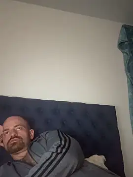 whitelioncody online show from April 19, 5:08 am