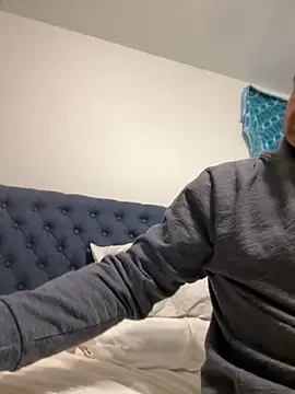 whitelioncody online show from May 16, 4:33 am