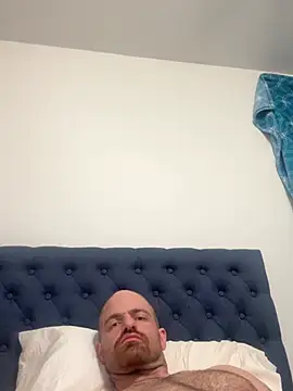 whitelioncody online show from April 15, 6:19 am