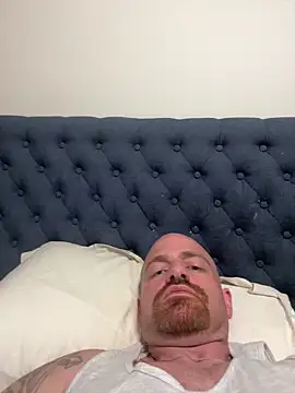 whitelioncody online show from May 18, 6:18 am