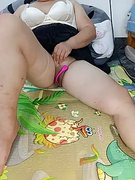 Zuzu-Asia online show from June 1, 9:36 pm