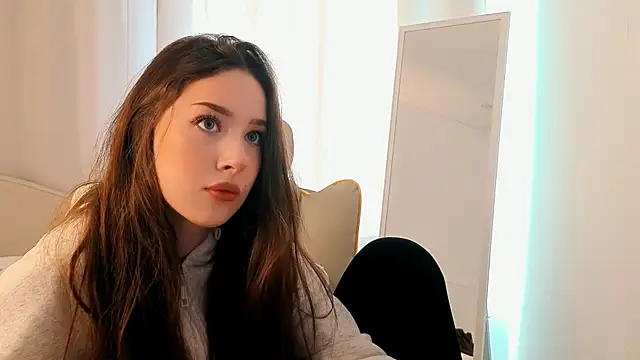 Snapshot of noonespyed chatting on March 26, 4:33 am noonespyed online show from March 26, 4:33 am