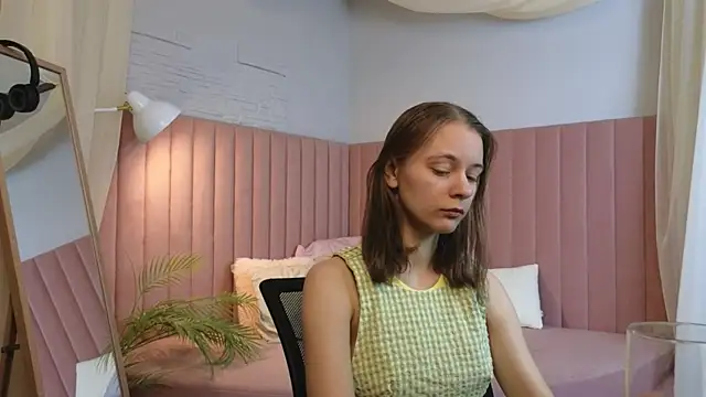 emma chaser online show from May 5, 1:41 am