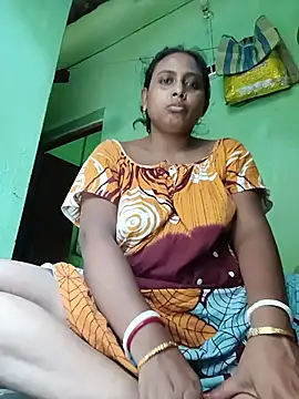 Snapshot of puja560 chatting on June 24, 8:13 am puja560 online show from June 24, 8:13 am