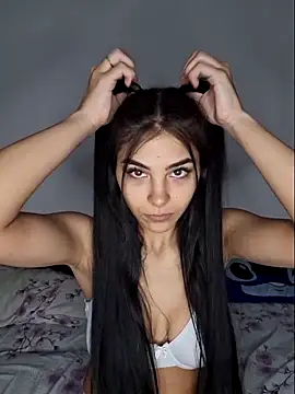 Crissdesire online show from March 29, 10:39 am