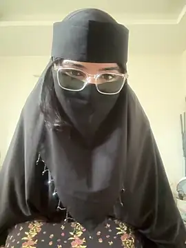 karandeep kaur isback online show from March 25, 7:08 am