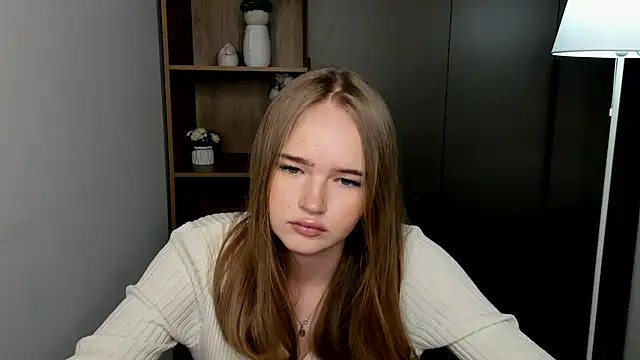 YeeMellendorf online show from March 27, 8:26 am