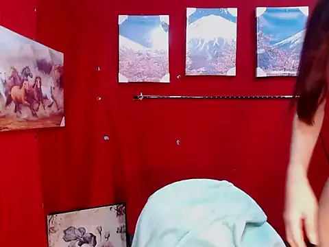 HottestLadyYuna online show from April 28, 9:14 am