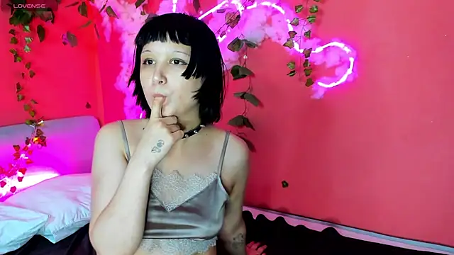 Amelia goth online show from April 16, 9:39 pm