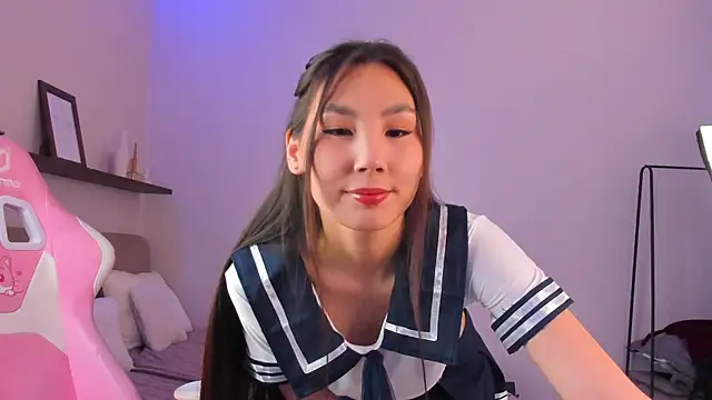 LexieLee online show from May 21, 10:01 am