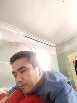 Snapshot of Tinh_love chatting on April 30, 5:14 am Tinh love online show from April 30, 5:14 am