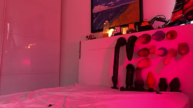 konlxxx online show from March 29, 4:52 pm