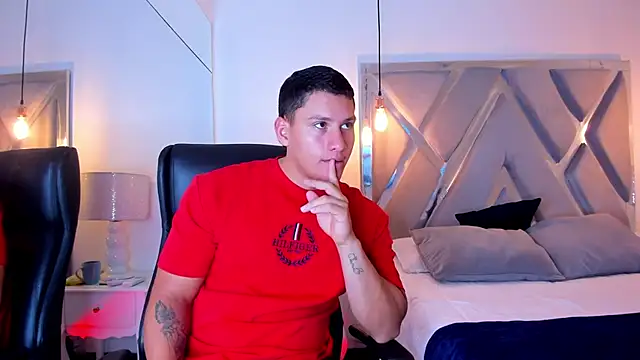 Chriss Diamond online show from March 29, 8:21 pm