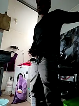 colombianoenchile online show from April 16, 2:40 pm