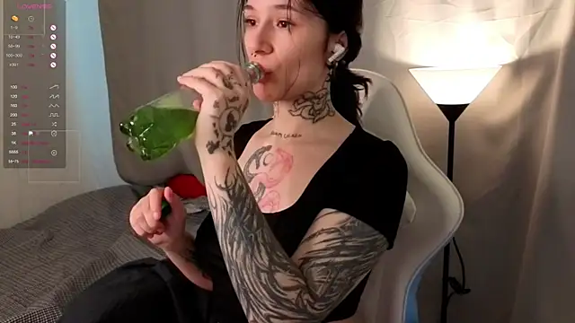 Marceline correl online show from May 29, 3:34 am