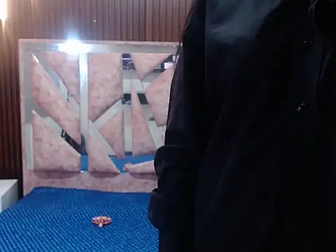 Snapshot of salethjonescl202 chatting on March 25, 8:08 pm salethjonescl202 online show from March 25, 8:08 pm