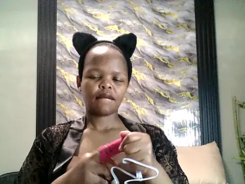 BustyBUNNYWORXXX online show from April 8, 5:58 pm