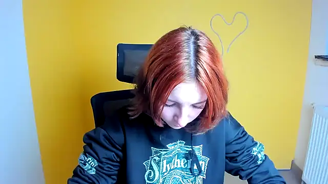 Butterfly Milly online show from April 29, 5:44 am