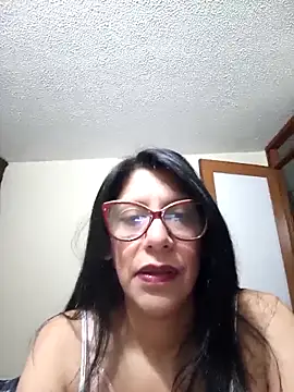 SamanthaRosse01  online show from April 7, 11:01 am