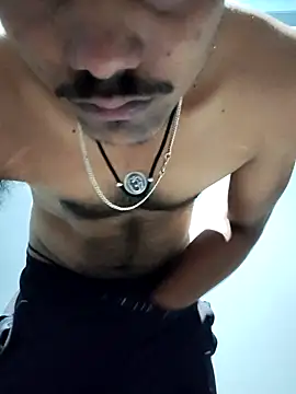 luck00y online show from April 7, 4:58 am