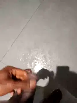 luck00y online show from April 9, 9:59 am