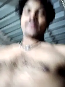 luck00y online show from April 29, 1:48 pm