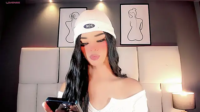 Kornylovee online show from April 14, 8:47 pm
