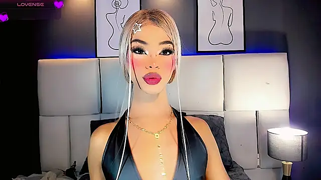 Kornylovee online show from June 11, 9:01 pm