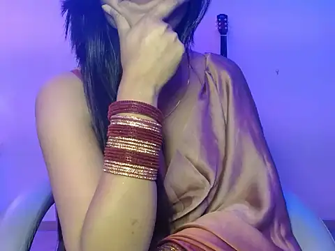 Snapshot of SexyNayraa chatting on April 10, 1:07 pm SexyNayraa online show from April 10, 1:07 pm