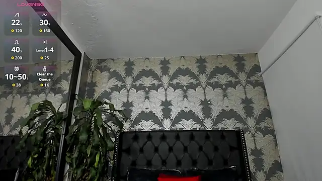 Pamela di angelo online show from April 22, 9:32 pm