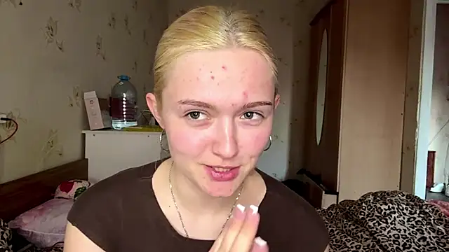 Sophia Blonde online show from April 8, 2:29 pm