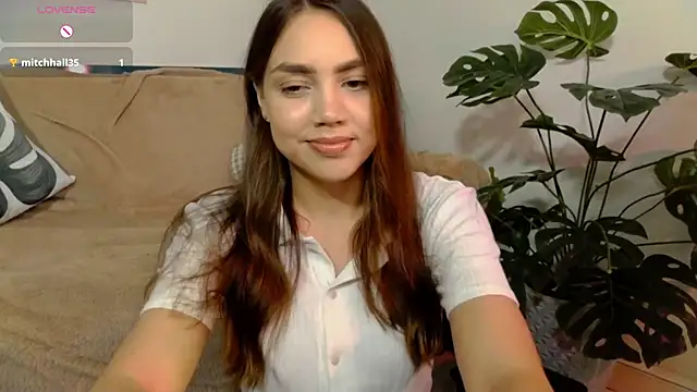 Snapshot of NebulaaHaven chatting on April 28, 5:39 pm NebulaaHaven online show from April 28, 5:39 pm