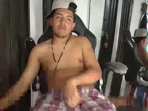 simonchacalxl online show from March 24, 7:47 pm