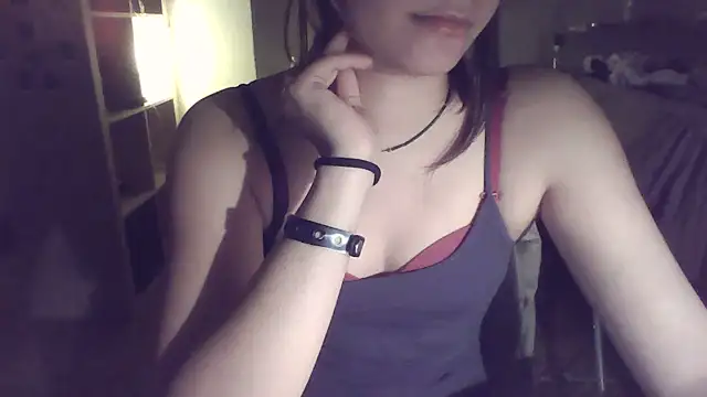 Snapshot of HoneyDrip_1 chatting on June 16, 8:20 pm HoneyDrip 1 online show from June 16, 8:20 pm