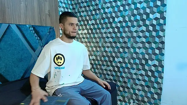 Joaho Fernandez online show from July 21, 7:59 pm