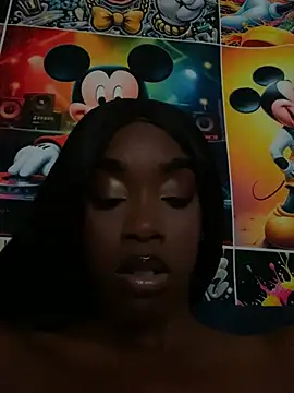 Snapshot of Lysii chatting on April 5, 6:58 pm Lysii online show from April 5, 6:58 pm