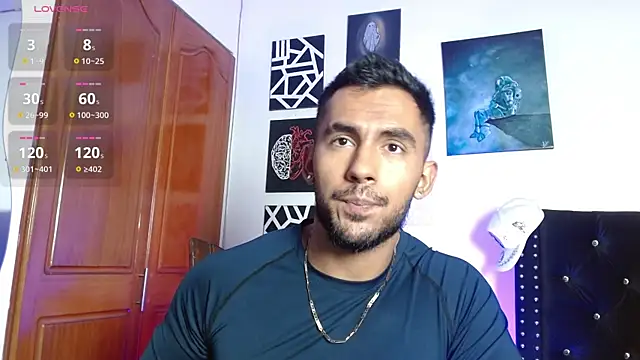 Snapshot of romanpearce_ chatting on July 7, 5:49 pm romanpearce online show from July 7, 5:49 pm