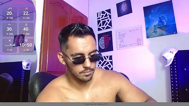 romanpearce  online show from May 6, 5:28 pm